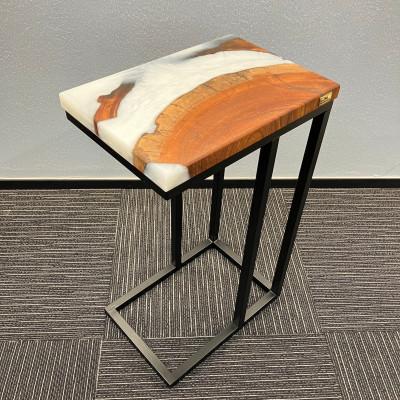 ふるさと納税 彦根市 世界に1つだけのウッドレジンサイドテーブル[ホワイト:ケヤキ]t007