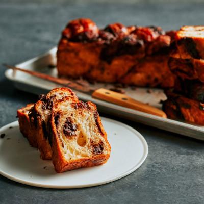 ふるさと納税 鎌倉市 チョコレートクロワッサン食パン「バブカ」 1本