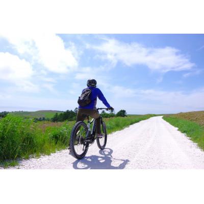 ふるさと納税 稚内市 日本最北端!宗谷丘陵・白い道サイクリングツアー1名様ご招待