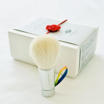 ふるさと納税 熊野町 熊野化粧筆 やわらか洗顔ブラシ(レインボー紐) 熊野筆ほうこどう