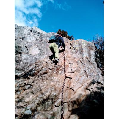 ふるさと納税 山梨市 [ツアー参加券(4名様まで)]地元の登山ガイドとのぼる! 秩父多摩甲斐国立公園 乾徳山