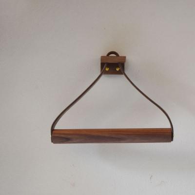 ふるさと納税 河内長野市 本革タオルホルダー ウォールナット ブラウン 国産レザー Teha'amana