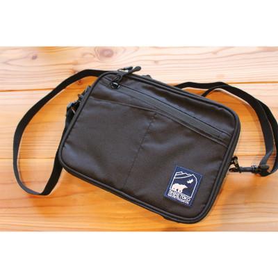 ふるさと納税 斜里町 知床財団オリジナルWPバッグ付きマルチサコッシュ[ブラック]