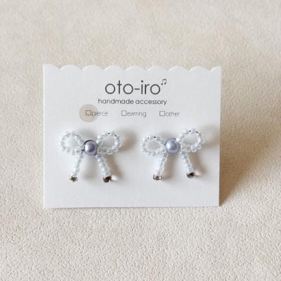 ふるさと納税 長岡京市 きゅっと結んだ小さなビーズリボンのピアス[mini ribbon/みずいろ]