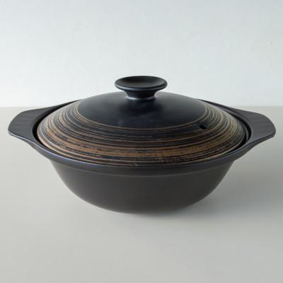ふるさと納税 土岐市 [美濃焼]超軽量土鍋 直火 シャロウ 9号 金刷毛目 3〜4人用 丸利玉樹利喜蔵商店
