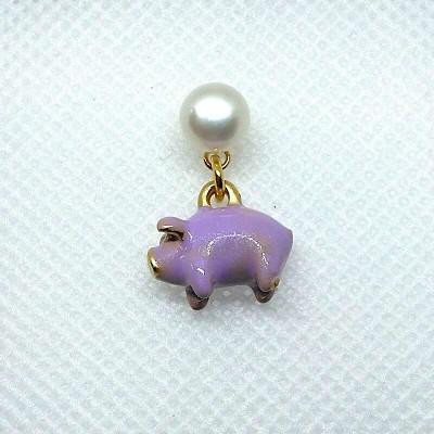 ふるさと納税 伊勢市 真珠ピンブローチ・ぶたに真珠・紫(淡水本真珠・ボタン) 2235