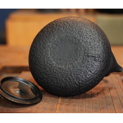ふるさと納税 奥州市 南部鉄器 鉄瓶 ひさご(茶こし付き)0.5L 黒寂 及富作 伝統工芸品 [AK047] |  | 02
