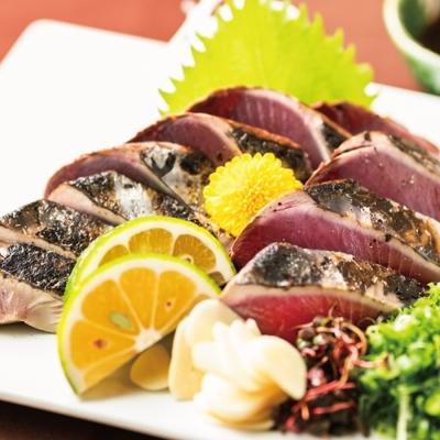 ふるさと納税 四万十市 本生!老舗魚屋が厳選 カツオの食べ比べセット!カツオ藁焼きタタキと刺身(合計800g) 26-230