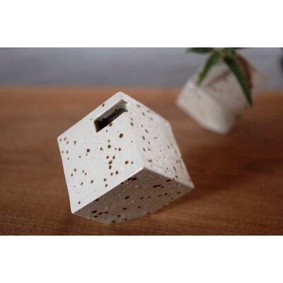 ふるさと納税 神埼市 花器 キューブ(小) 白 (H038124)