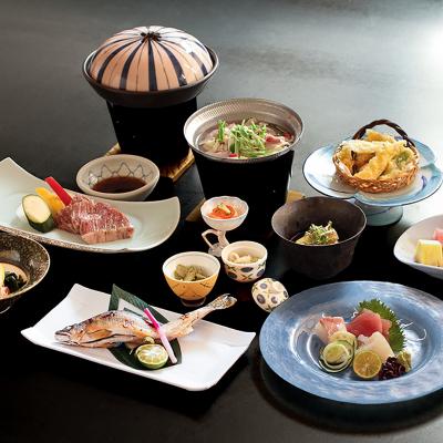 ふるさと納税 熊野市 入鹿温泉ホテル瀞流荘ペア宿泊券 一泊二食付きB