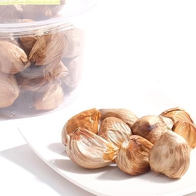 ふるさと納税 加西市 兵庫県加西市特産 黒にんにく 300g[No5698-0616]