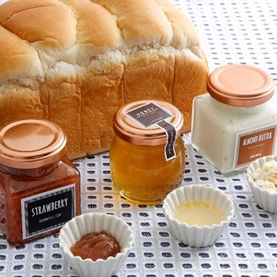 ふるさと納税 加西市 季節のジャム、百花はちみつ、アーモンドバター3点セット はりまる食パン付[No5698-0597]