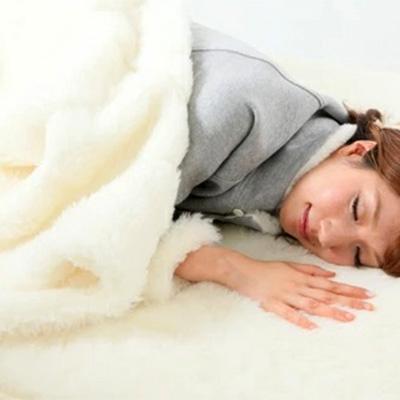 ふるさと納税 横瀬町 メリノン「ひつじ敷毛布」シングル 色/アイボリー