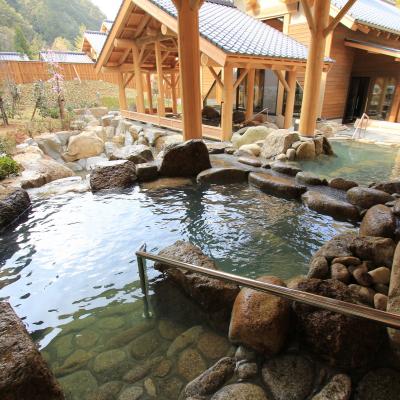 ふるさと納税 熊野市 家族でゆったり湯ノ口温泉湯治プラン ロッジ2泊5名様