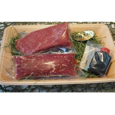 ふるさと納税 甲佐町 熊本馬刺【霜降り　330g以上、馬刺し醤油、生姜、にんにく付き】 |  | 02