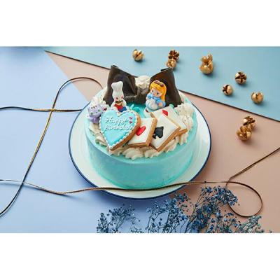 ふるさと納税 大府市 [Le Lis]不思議の国のアリス♪とびっきり可愛い芸術デコレーションケーキ5号(4〜6名様分)