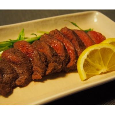 ふるさと納税 余市町 【内もも130g×2とシンタマ120×2のセット】北海道産熟成エゾ鹿肉_Y056-0004 |  | 01