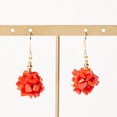 ふるさと納税 室戸市 血赤サンゴのデザインピアス[K18アメリカンピアス]