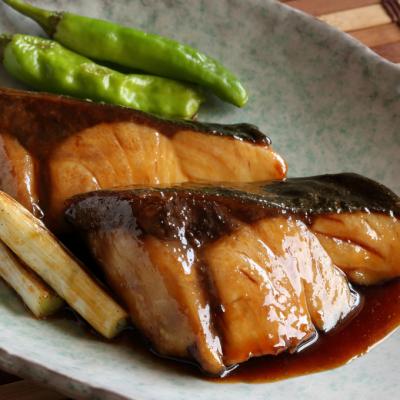ふるさと納税 室戸市 室戸産天然ぶりまるごと1匹(5kg〜)下処理不可 |  | 02