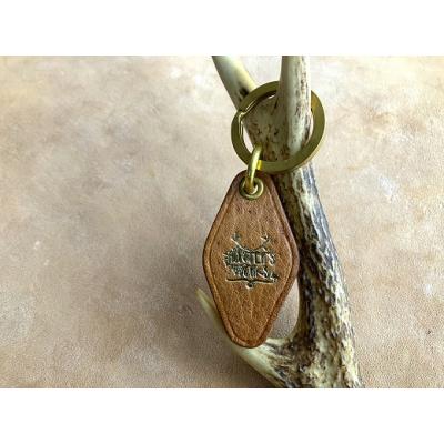 ふるさと納税 土佐清水市 鹿革と真鍮のキーホルダー[茶・無染色](ブランドロゴ入り)革小物 レザー[R00173]