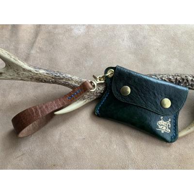 ふるさと納税 土佐清水市 鹿革の小銭入れ ストラップ付[ロゴ入り 深緑]ミニ財布 コインケース[R00688]