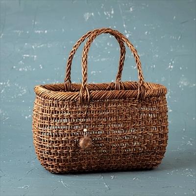 ふるさと納税 西和賀町 若畑創作館「あけび蔓 透かし編み籠バッグ」(中)_1