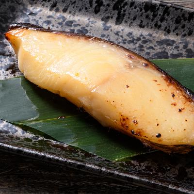 ふるさと納税 釧路市 銀ダラ西京漬け2切れ×4袋 計約640g 魚 西京漬け おかず 銀ダラ F5F-0232 |  | 01