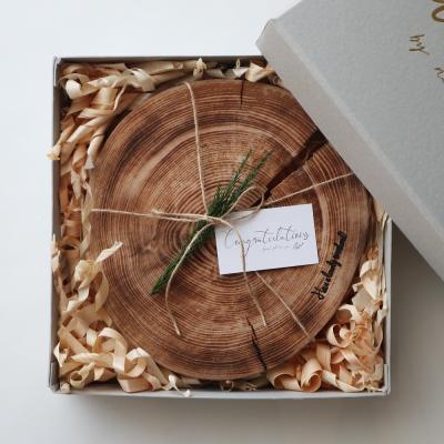 ふるさと納税 吉野町 焼きヒノキの薄型丸太ボード(2枚セット・化粧箱入り)