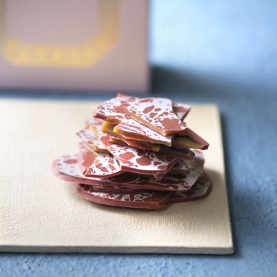 ふるさと納税 世田谷区 LIFE IS PATISSIER いちごリーフキャラメル