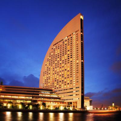 ふるさと納税 横浜市 インターコンチネンタル マリンブルー アフタヌーンティー券|海を眺めるラウンジで楽しむスイーツ体験 |  | 01