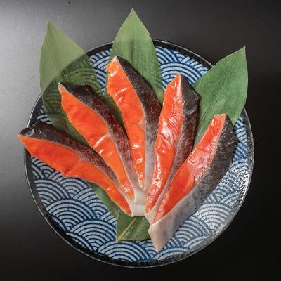 ふるさと納税 釧路市 【4か月連続定期便】天然のおいしい甘塩紅鮭 厚め 7切れ 鮭 小分け 海鮮 さけ F4F-8632の画像