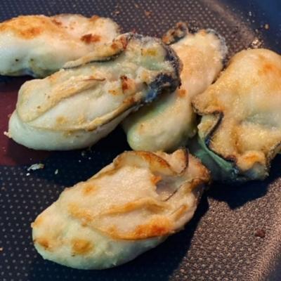ふるさと納税 東広島市 牡蠣　広島　むき身冷凍牡蠣　2Lサイズ　300g×2袋　矢野水産 |  | 01
