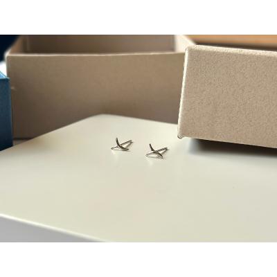 ふるさと納税 甲府市 Pt900 Yモチーフピアス(PE8055)