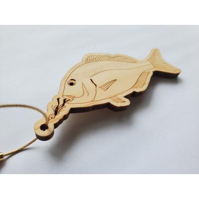 ふるさと納税 佐川町 [マダイ・ゴールド]11種から選べる ヒノキ薫る 魚のウッドキーホルダー