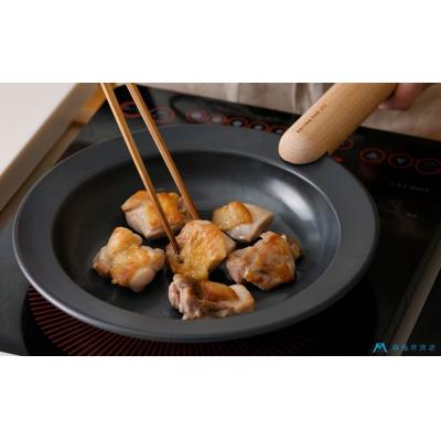 ふるさと納税 八尾市 D176【藤田金属】藤巻百貨店限定 鉄フライパンジュウ S\u0026Mサイズ+ビーチハンドルセット/D176の画像