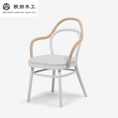 ふるさと納税 湯沢市 [秋田木工]ダイニングチェア「magekko」 シルバー塗装(白鼠)[F7405-2]