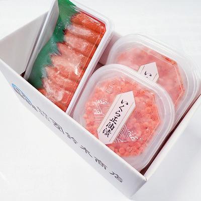 ふるさと納税 根室市 いくら醤油漬け(鮭卵)70g×2P(計140g)、甘口たらこ200g×1P A-11150の画像
