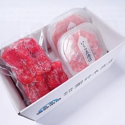 ふるさと納税 根室市 根室海鮮市場<直送>いくら醤油漬(鮭卵)70g×2P、辛子明太子300g A-28153の画像