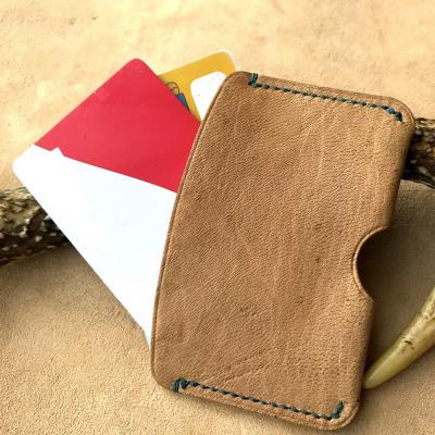 ふるさと納税 土佐清水市 鹿革のカードケース[無染色の茶](小さめシンプル)革小物 レザー 定期入れ 免許証 カード入れ