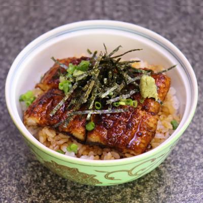 ふるさと納税 関ケ原町 【毎月定期便】三河一色産 備長炭手焼き 魚しげのこだわりのうなぎ 蒲焼 2切れ×3パック全12回_2