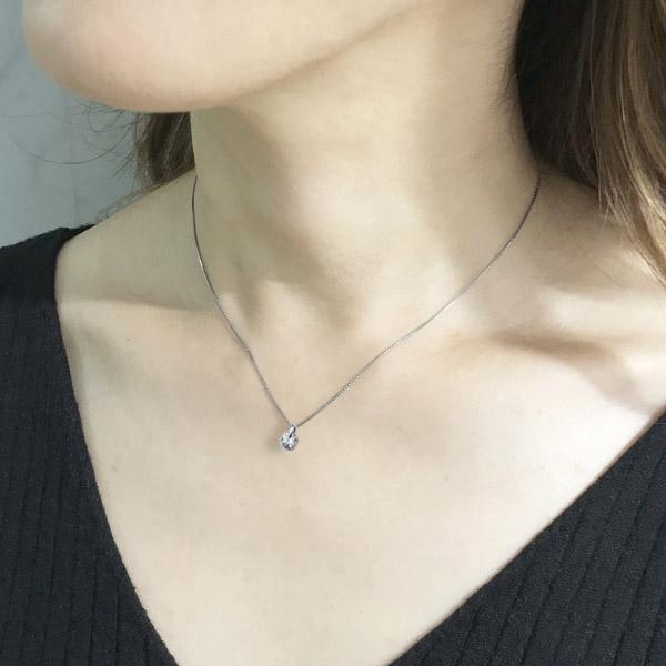 プラチナ一粒ダイヤモンドネックレス 0.70ct Dカラー VS1 トリプル