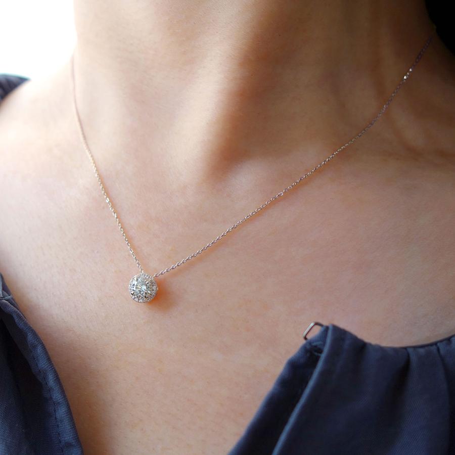 プラチナダイヤモンドヘイローネックレス 0.30ct-DカラーFL-3EX-GIA 
