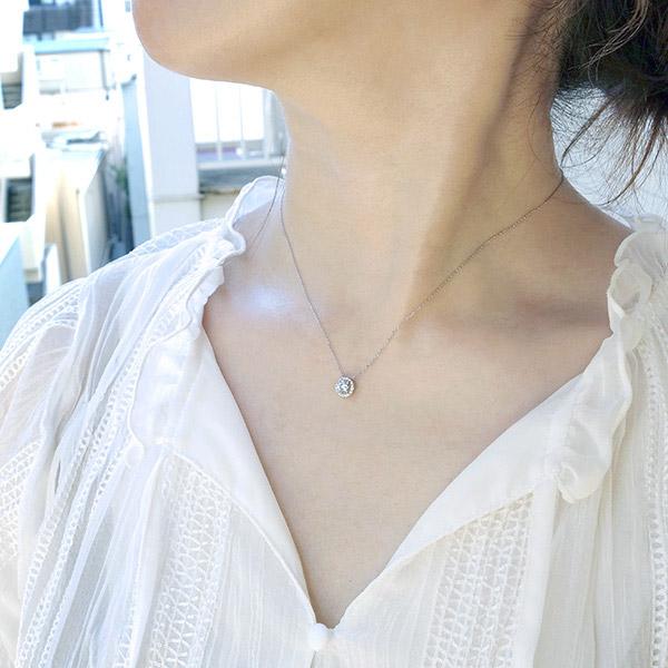 プラチナダイヤモンドヘイローネックレス 0.50ct-DカラーVVS1 プラチナダイヤモンドヘイローネックレス 0.50ct-DカラーVVS1