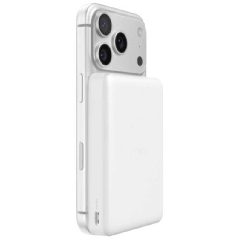 BELKIN　BoostCharge 薄型マグネット式モバイルバッテリー10000mAh ホワイト　BPD015qcWH