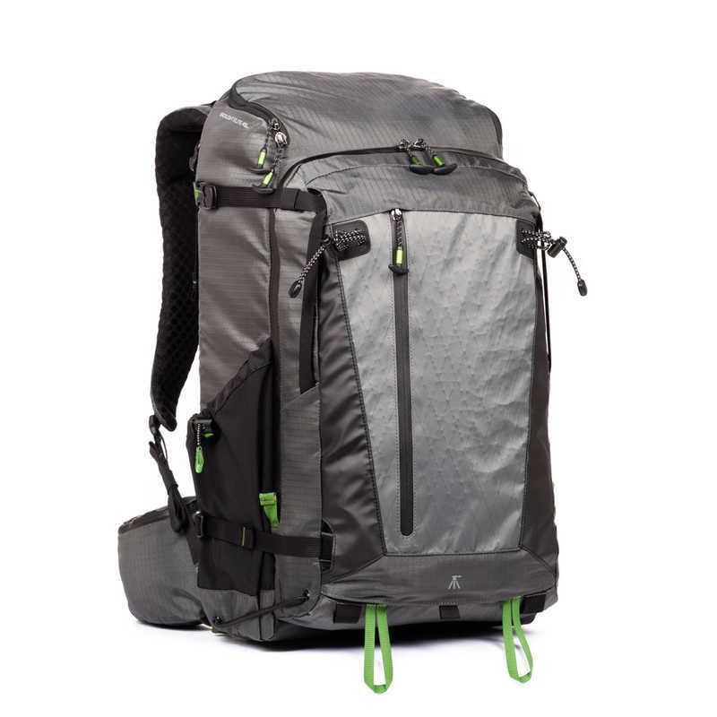 シンクタンクフォト　バックライトエリート45L フォトデイパック ストームグレー　バックライトエリート45Lの画像