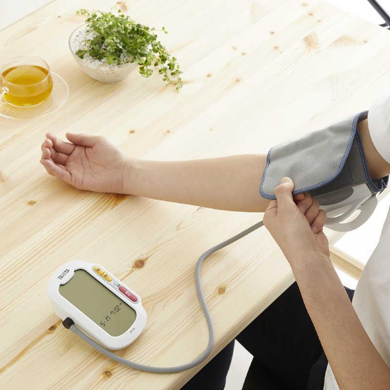 TANITA（タニタ） 血圧計[上腕(カフ)式] BP-223 : コジマYahoo!店