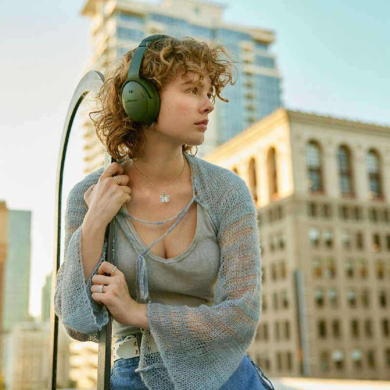 BOSE BOSE ブルートゥースヘッドホン [ノイズキャンセリング BOSE BOSE ブルートゥースヘッドホン [ノイズキャンセリング