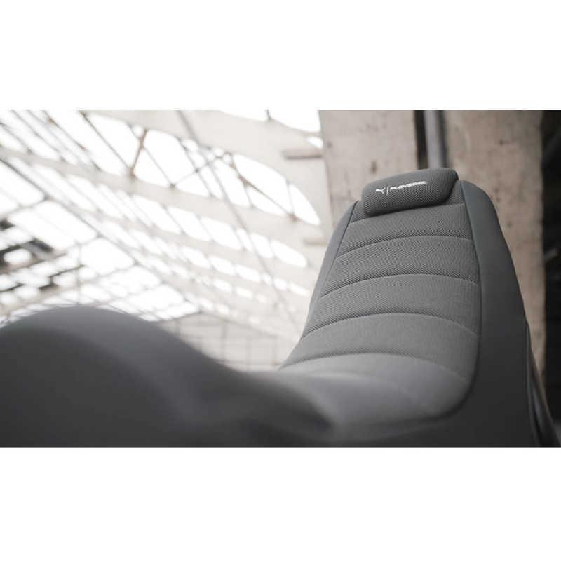 PLAYSEAT(プレイシート) ゲーミングシート PLAYSEAT / PUMA PLAYSEAT(プレイシート) ゲーミングシート PLAYSEAT / PUMA