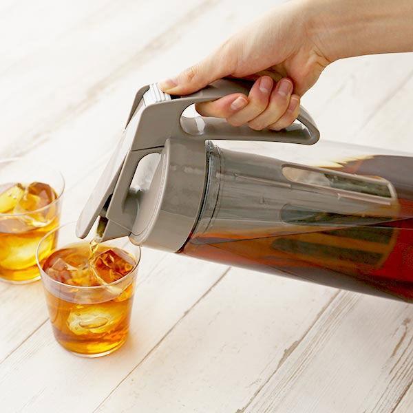 タテヨコ・イージーケアピッチャー 2.1L 茶こし付 冷水筒 1個 岩崎工業 ロハコ(LOHACO) オリジナル LOHACO PayPayモール店 - 通販 - PayPayモール タテヨコ・イージーケアピッチャー 2.1L 茶こし付 冷水筒 1個 岩崎工業 ロハコ(LOHACO) オリジナル LOHACO PayPayモール店 - 通販 - PayPayモール