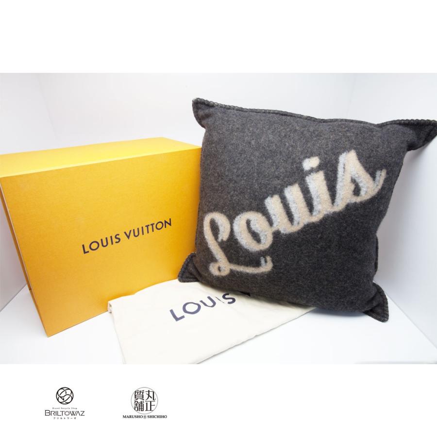 LOUIS VUITTON（ルイ・ヴィトン） クッション ウール カシミア 限定